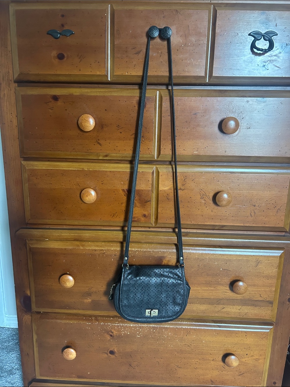 Roxy Black Crossbody Shoulder Bag with Turn-Lock Closure